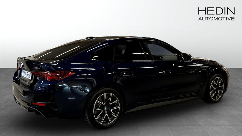 Bild 2 av BMW i4 M60 xDrive Gran Coupé M Sport Innovation Comfort Hifi Drag 360-kamera