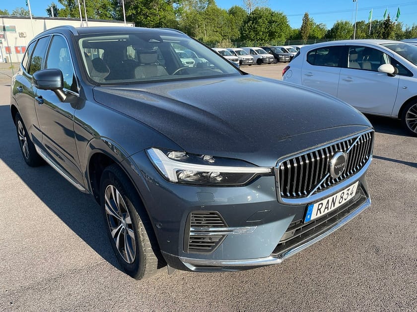 Bild 2 av Volvo XC60 T6 Recharge Core Bright plug in AWD 350HK 4x4