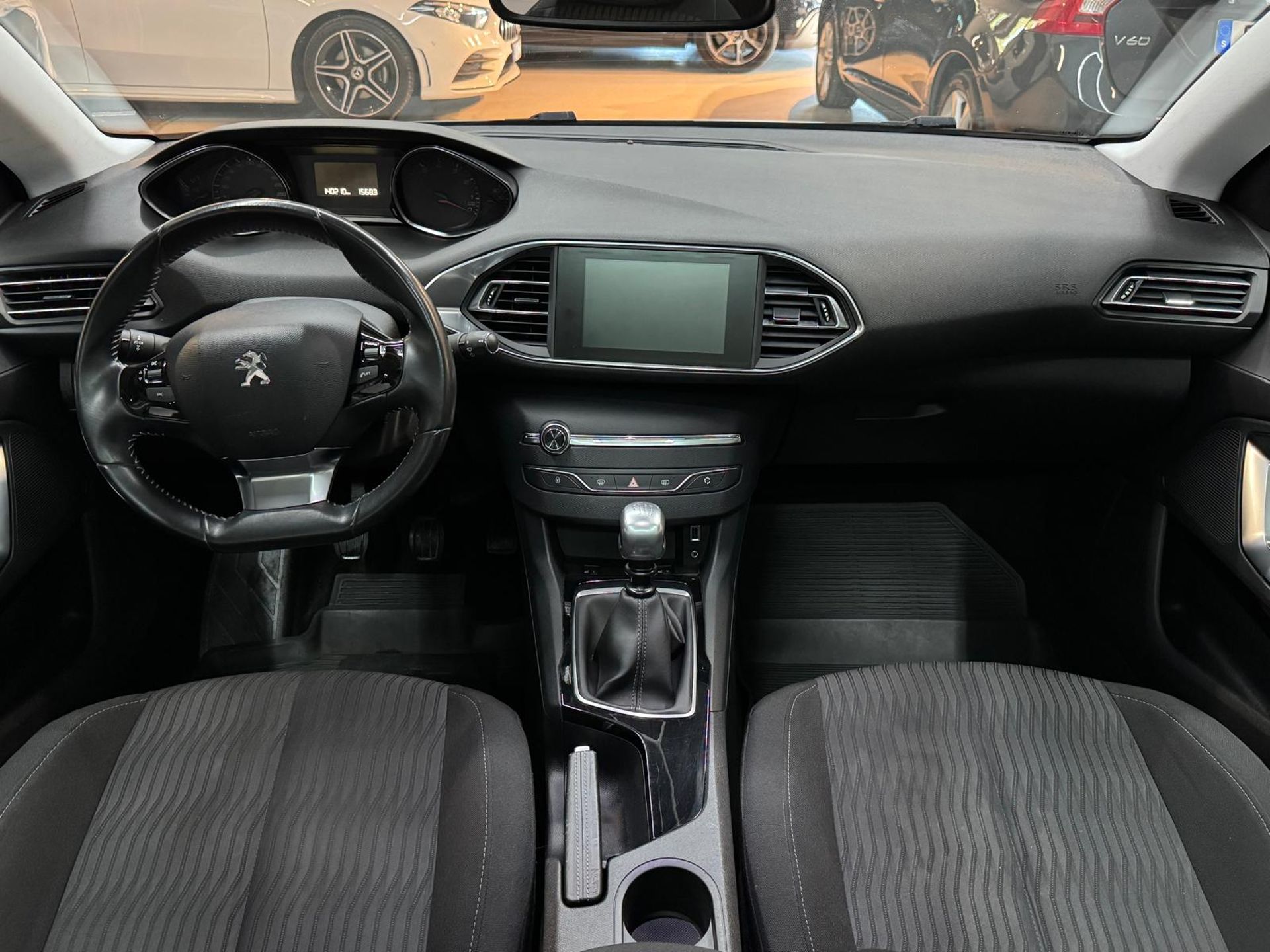Peugeot 308 1.6 THP 2014, bild 6/10