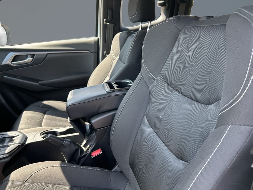 Bild 5 av Isuzu D-Max Space Cab XRM Extended AT