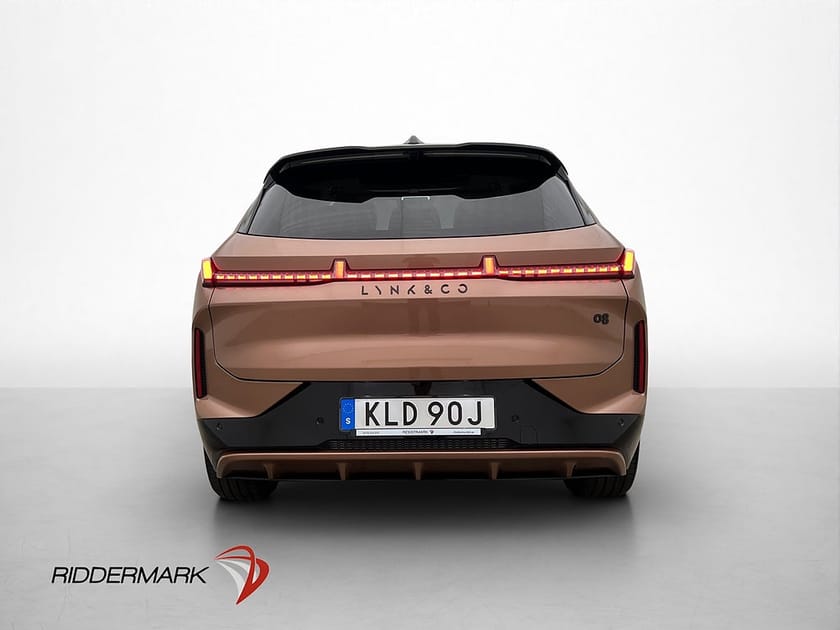 Bild 5 av Lynk & Co 08 PHEV 349hk More Pano H/K 360° CarPlay MOMS