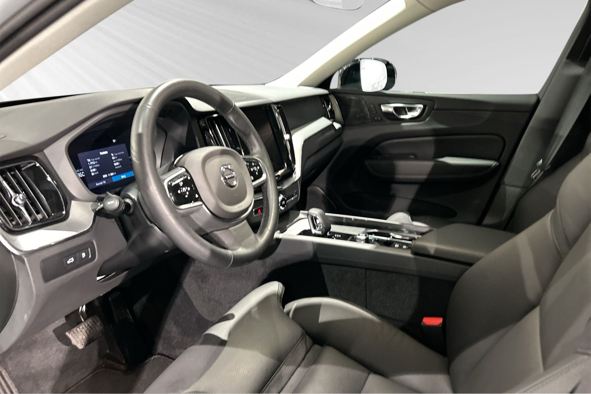 Volvo XC60 T6 Plus Dark Edition 2025, bild 7/17