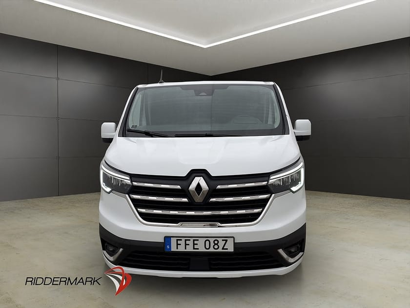 Bild 5 av Renault Trafic Skåpbil L2 Värmare Dragkrok LED CARPLAY B-Kamera Moms