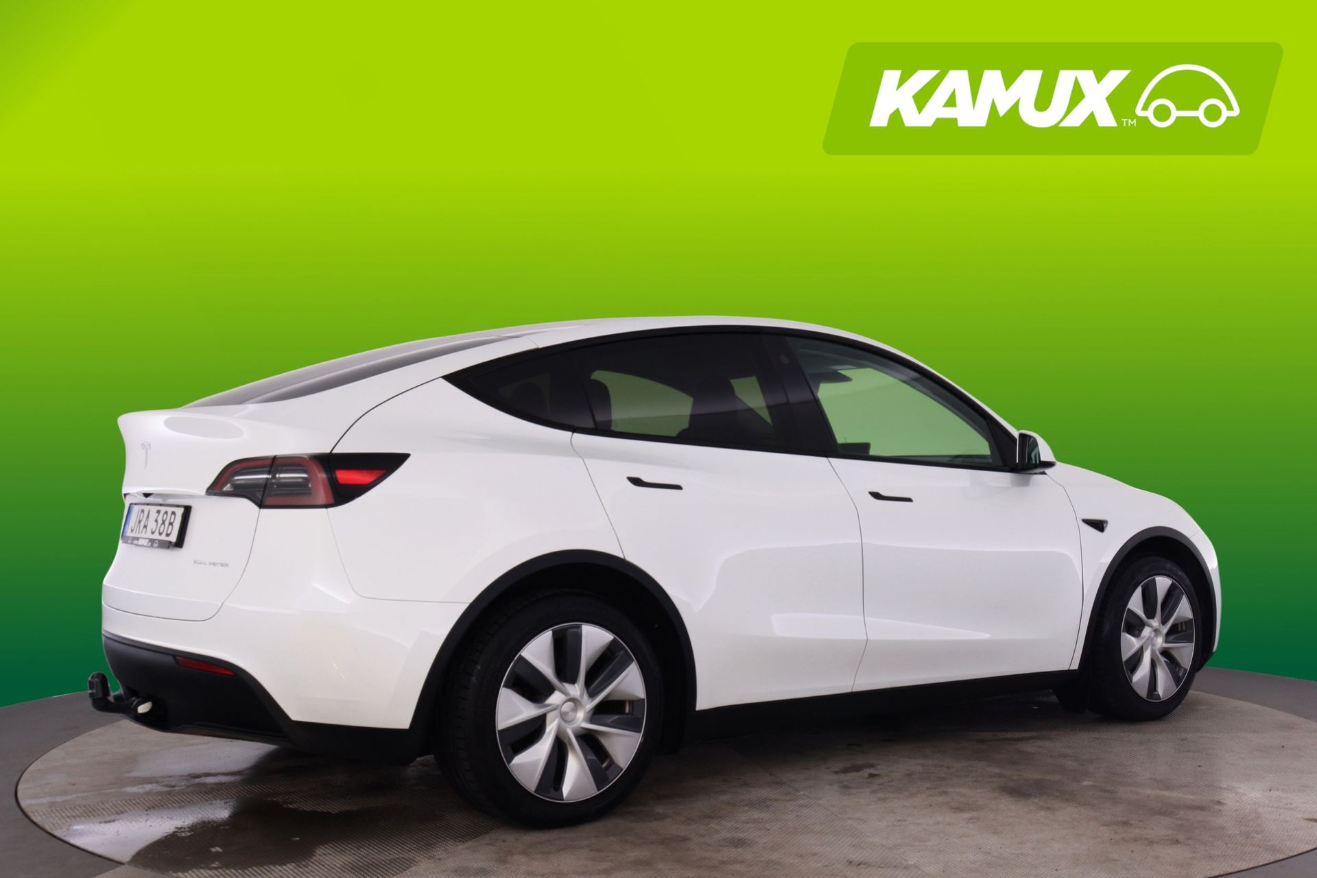 Tesla Model Y 2023, bild 2/10