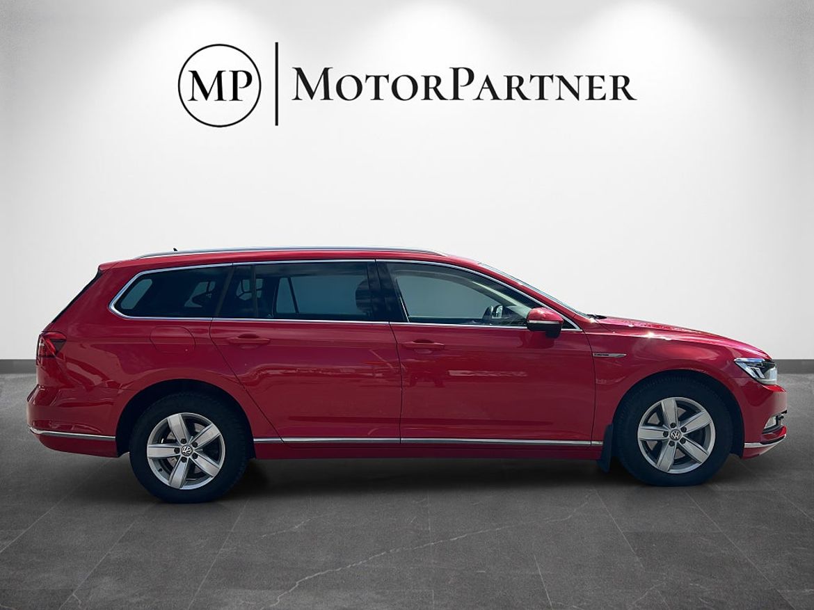 Volkswagen Passat Sportscombi, bild 8 av 18