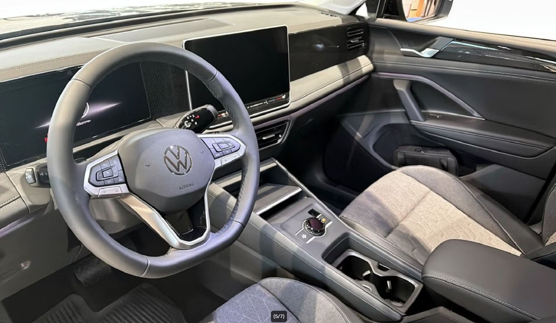 Volkswagen Tiguan 1,5 eTSI 2026, bild 5/7