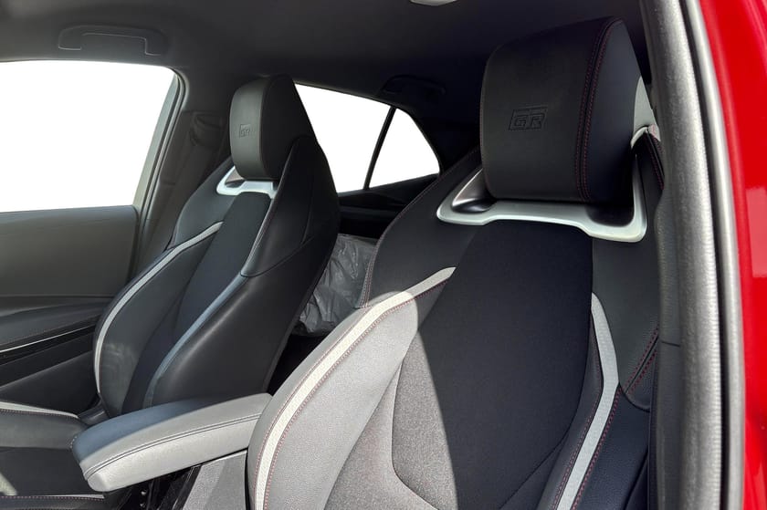 Bilde 4 av Toyota Corolla Hybrid 1.8 GR SPORT