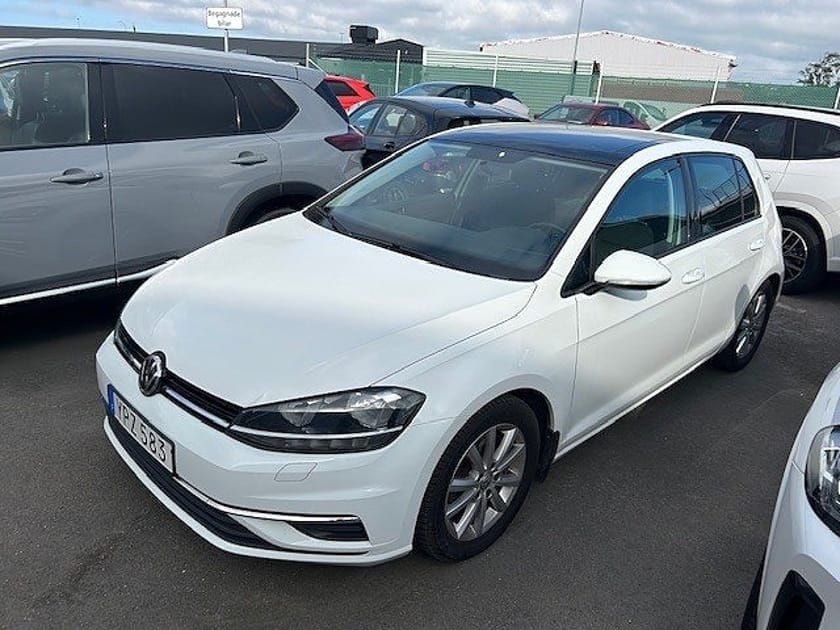 Bild 3 av Volkswagen Golf 5-dörrar 1.0 TSI Automat /Glastak / Adaptiv Farthållare