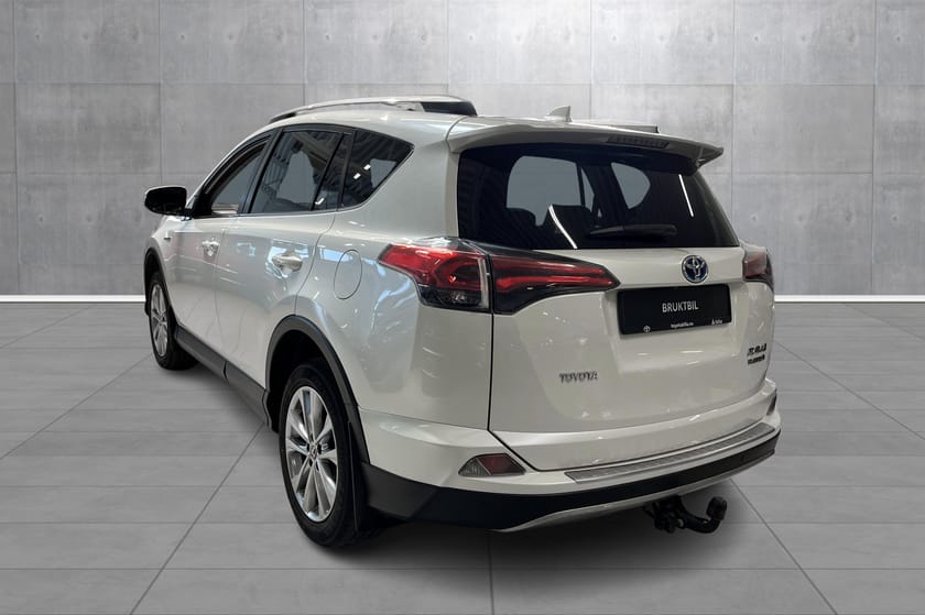 Bilde 3 av Toyota RAV4 Hybrid 2.5 Executive AWD Hybrid, Rentekamp. 6,25% med 35% EK