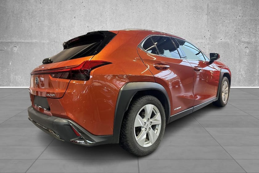 Bilde 5 av Lexus UX 250h E-Four