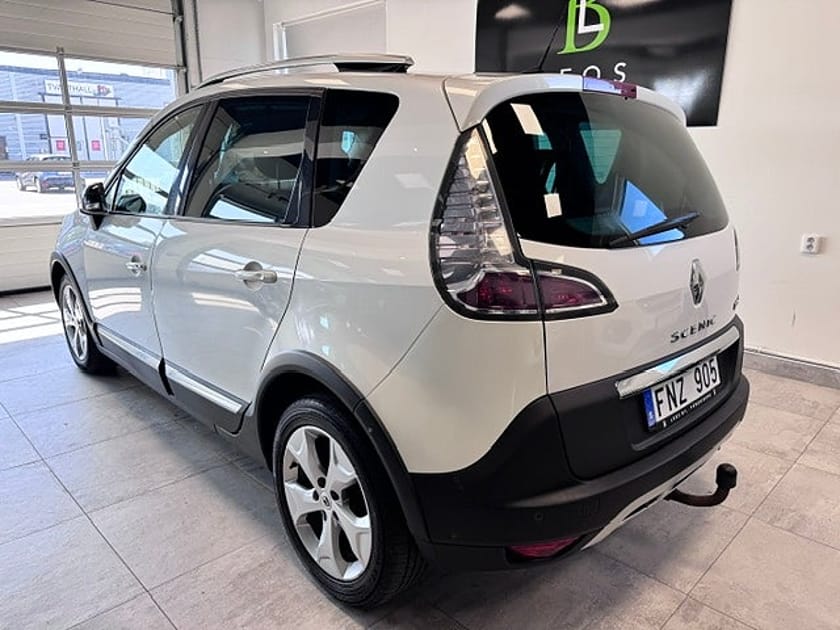 Bild 2 av Renault Scénic Xmod 1.5 dCi Bose Edition/Drag/NYSERVAD