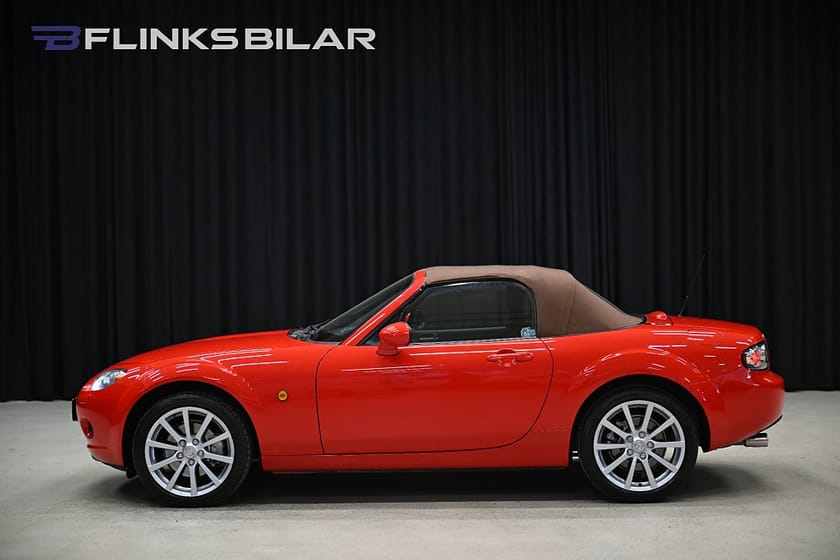 Bild 3 av Mazda MX-5 Soft-top 2.0 160HK Softtop|Skinn|Lågmil|Svensksåld
