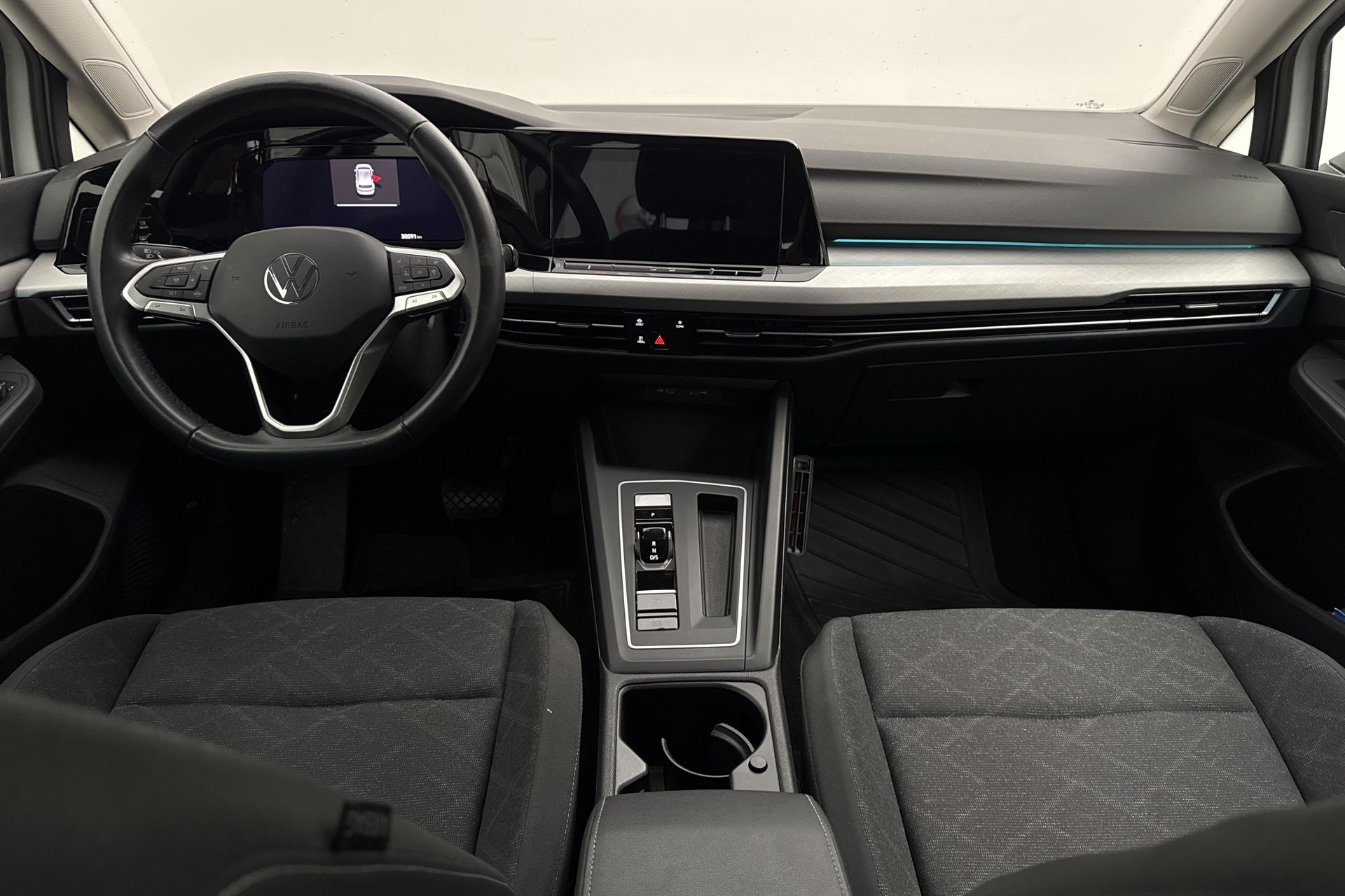 Volkswagen Golf 1.5 TGI 2023, bild 7/10
