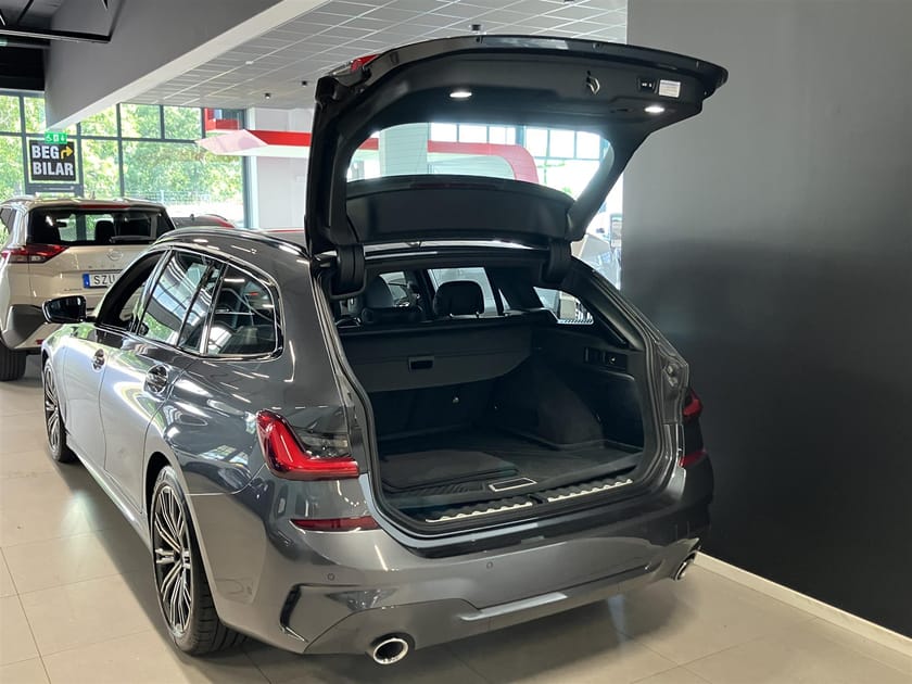 Bild 5 av BMW 320d xDrive Touring 190hk M Sport Drag Elstol Värmare H K Rattvärme Komfort Kamera Da-Prof