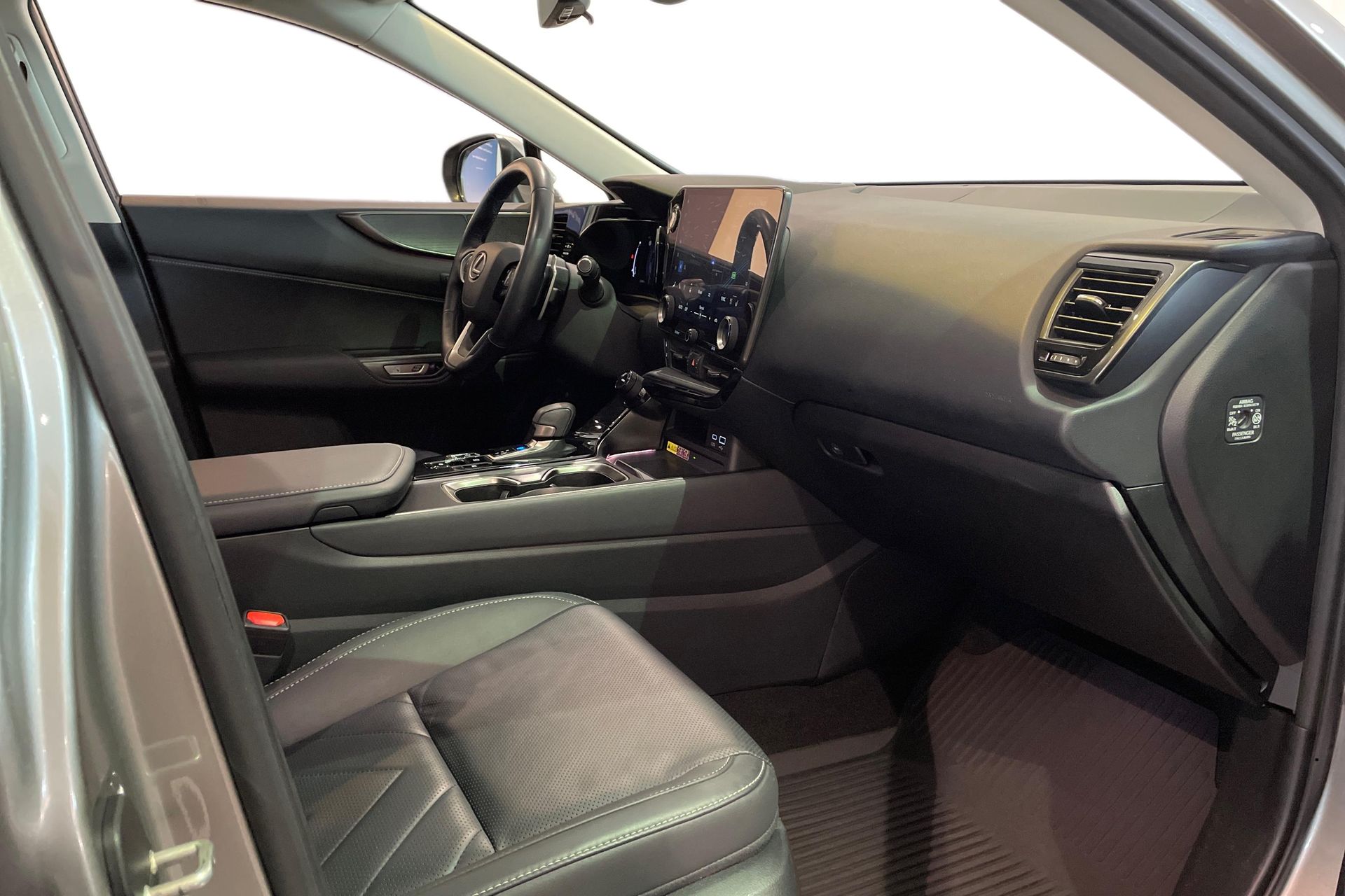 Lexus NX 2023, bild 6/10