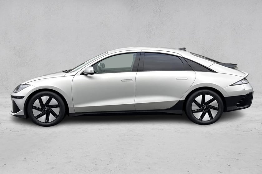 Bilde 2 av Hyundai Ioniq 6 77kWh Premium RWD | 614km | P.assist | 360 | Lynlading