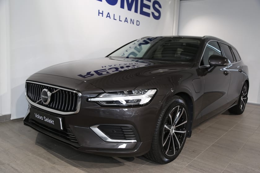 Bild 1 av Volvo V60 T6 Plus Bright Edition |Drag |Kamera |Läder |Elstol |Mörkton