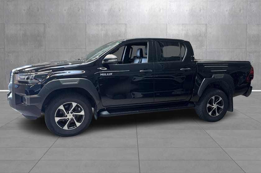 Bilde 2 av Toyota Hilux Dobbelcab 2.8 D 204hk SR+ Innv. X Aut 4WD,R.kamp 6.25% med 35%EK