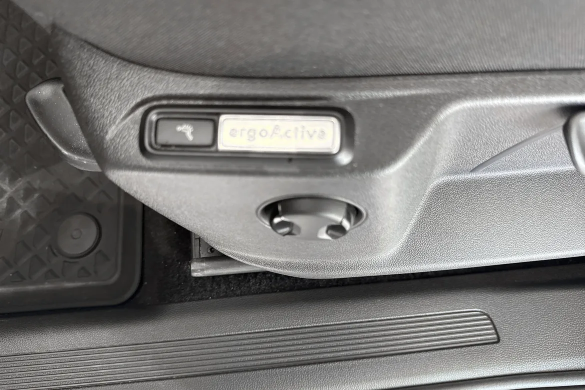picture of a car