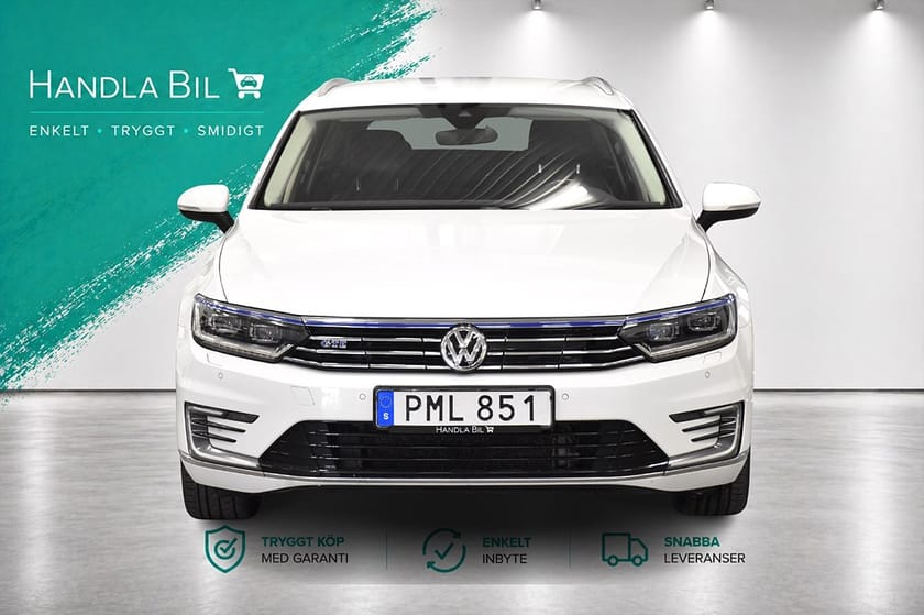 Bild 3 av Volkswagen Passat Variant GTE 1.4 Plug-in Cockpit P-värm Skinn Adaptivf Drag