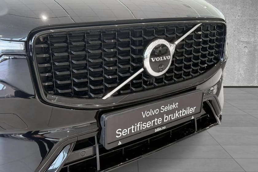 Bilde 3 av Volvo XC60 T6II 350Hk AWD Ultimate, 360* kam, Panorama, H/K