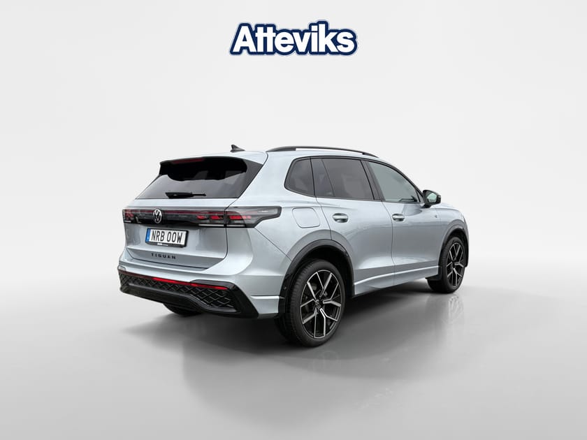 Bild 3 av Volkswagen Tiguan eHybrid R-Line 1.5 272hk *Panoramaglastak*