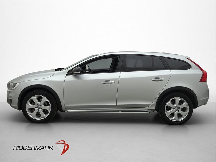 Bild 5 av Volvo V60 Cross Country D4 AWD Momentum VOC Värm Kamera