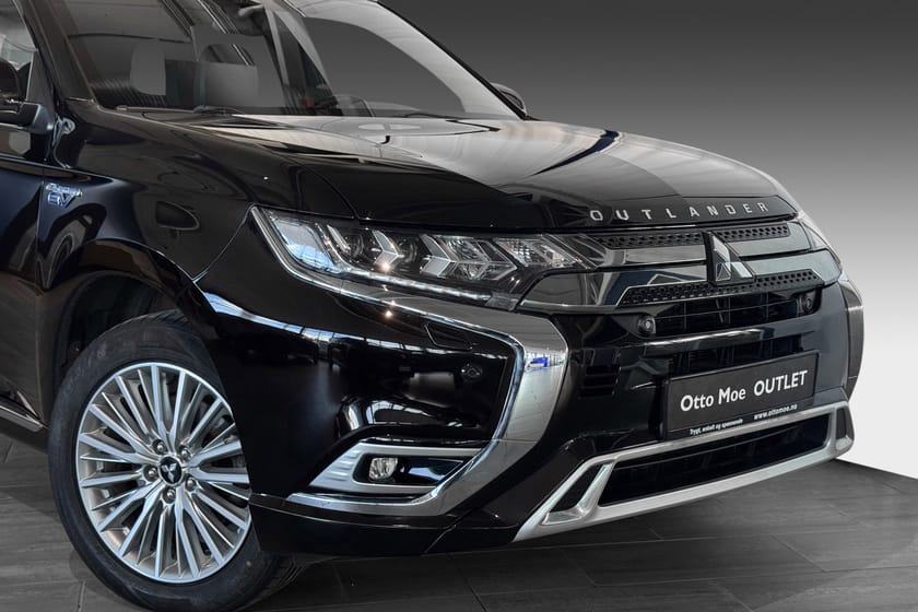 Bilde 2 av Mitsubishi Outlander PHEV INSTYLE+ SAFETY | KROK | 360° | SKINN | TOPPMODELL