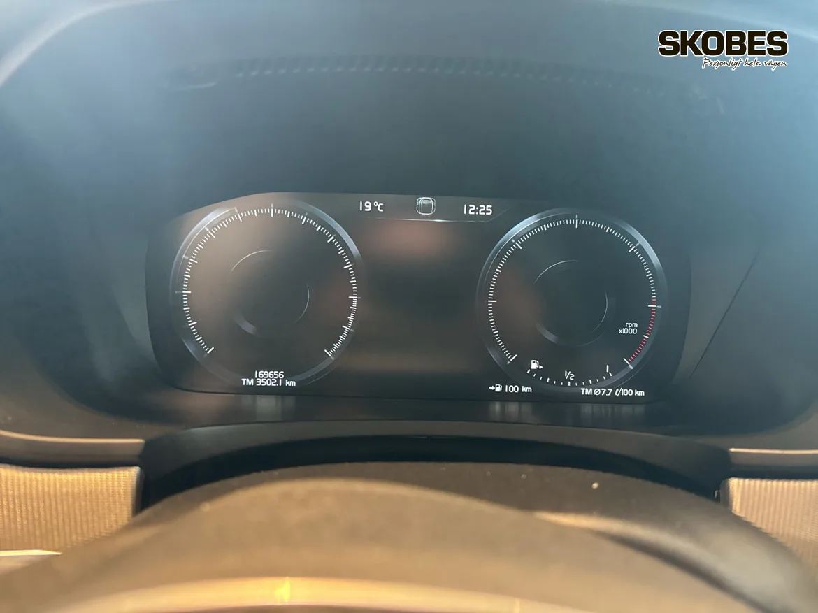 Volvo V90 Cross Country