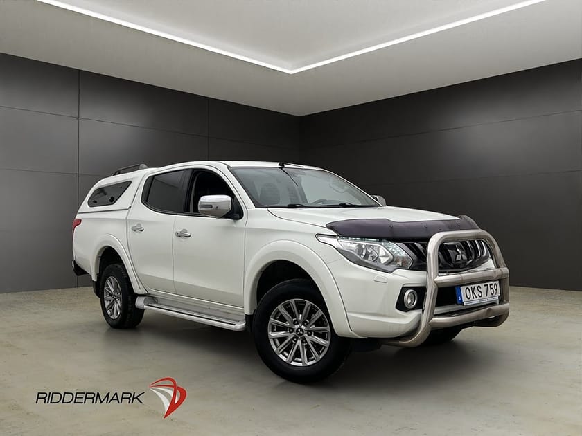 Bild 3 av Mitsubishi L200 Dubbelhytt 181hk 4WD Drag Kamera Skinn Diff Kåpa Moms