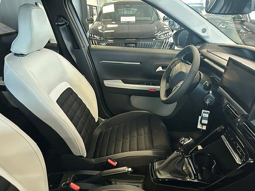 Bild 4 av Citroën C3 Aircross 1.2 PureTech 100hk / Går att företagsleasa