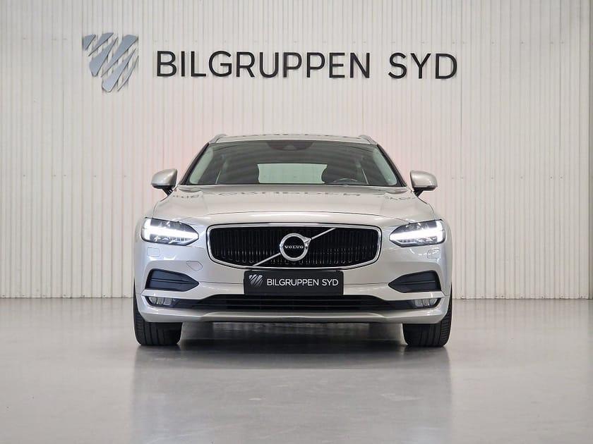 Bild 2 av Volvo V90 D4 Geartronic|Momentum|Dragkrok|Keyless|Värmare|