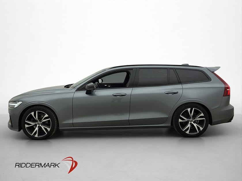 Bild 5 av Volvo V60 D4 R-Design Pano H/K 360° HUD VOC Skinn CarPlay