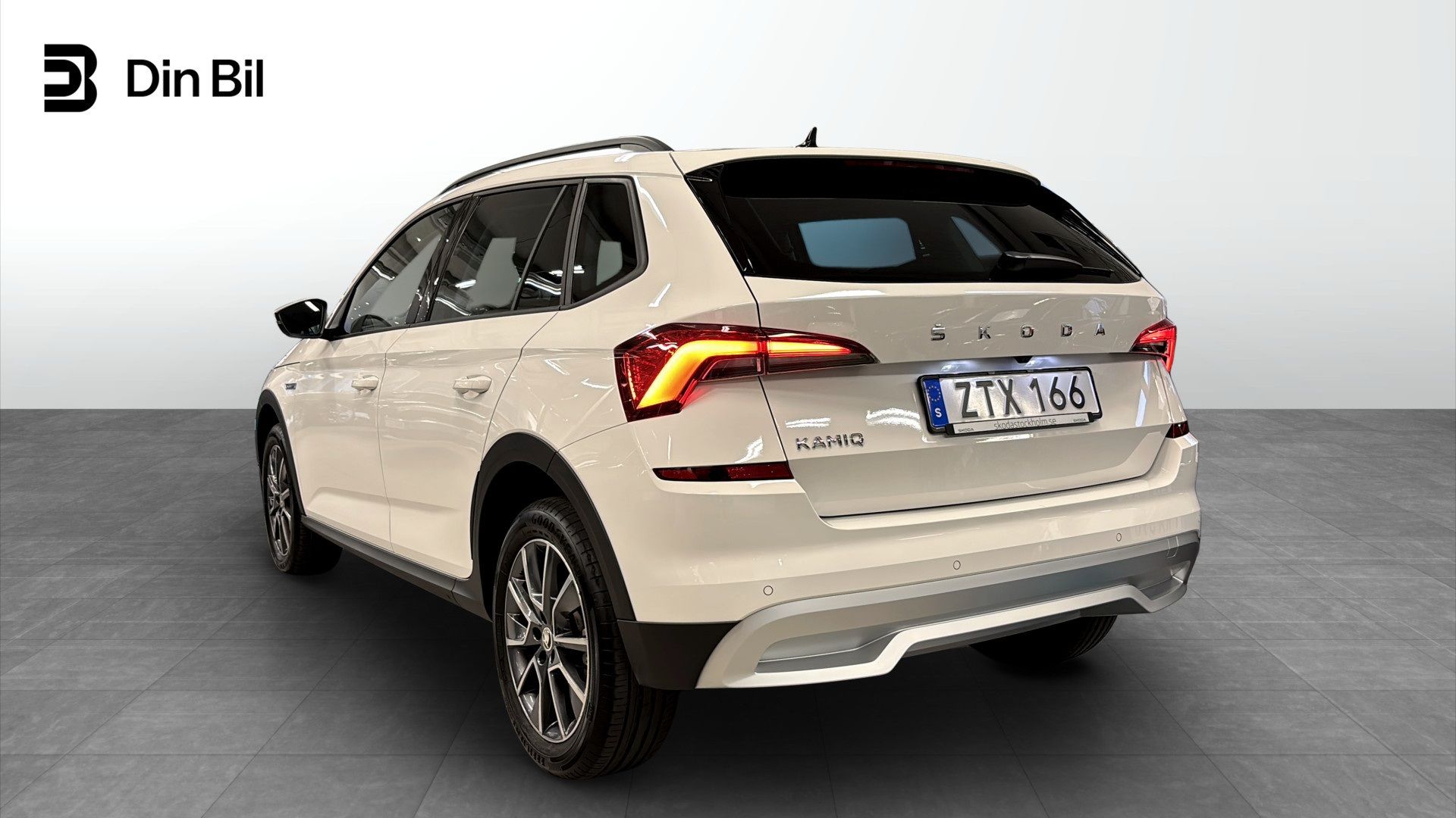 Skoda Kamiq 1.0 TSI 2023, bild 3/10