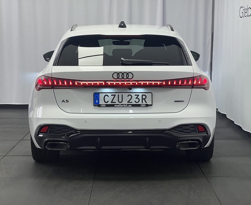 Bild 4 av Audi A5 Avant e-hybrid quattro quttro S-line 270kw Drag/Värmare/Adp-fart