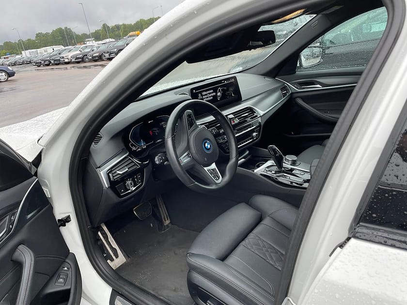 Bild 5 av BMW 530e xDrive Touring M-SPORT 292HK 4x4 Läder