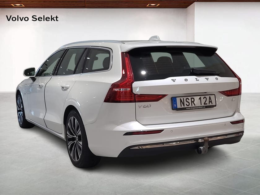 Bild 2 av Volvo V60 Recharge T6 Core Edition