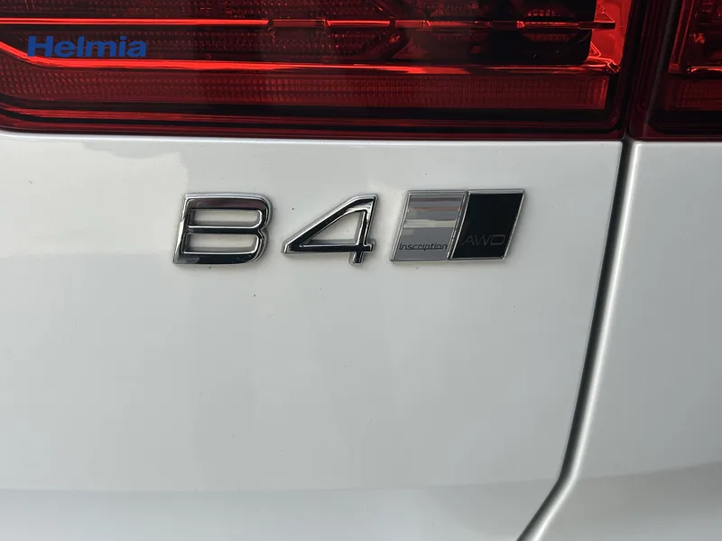 Bild 9 av 10 – Volvo XC60 B4 AWD Diesel Inscription