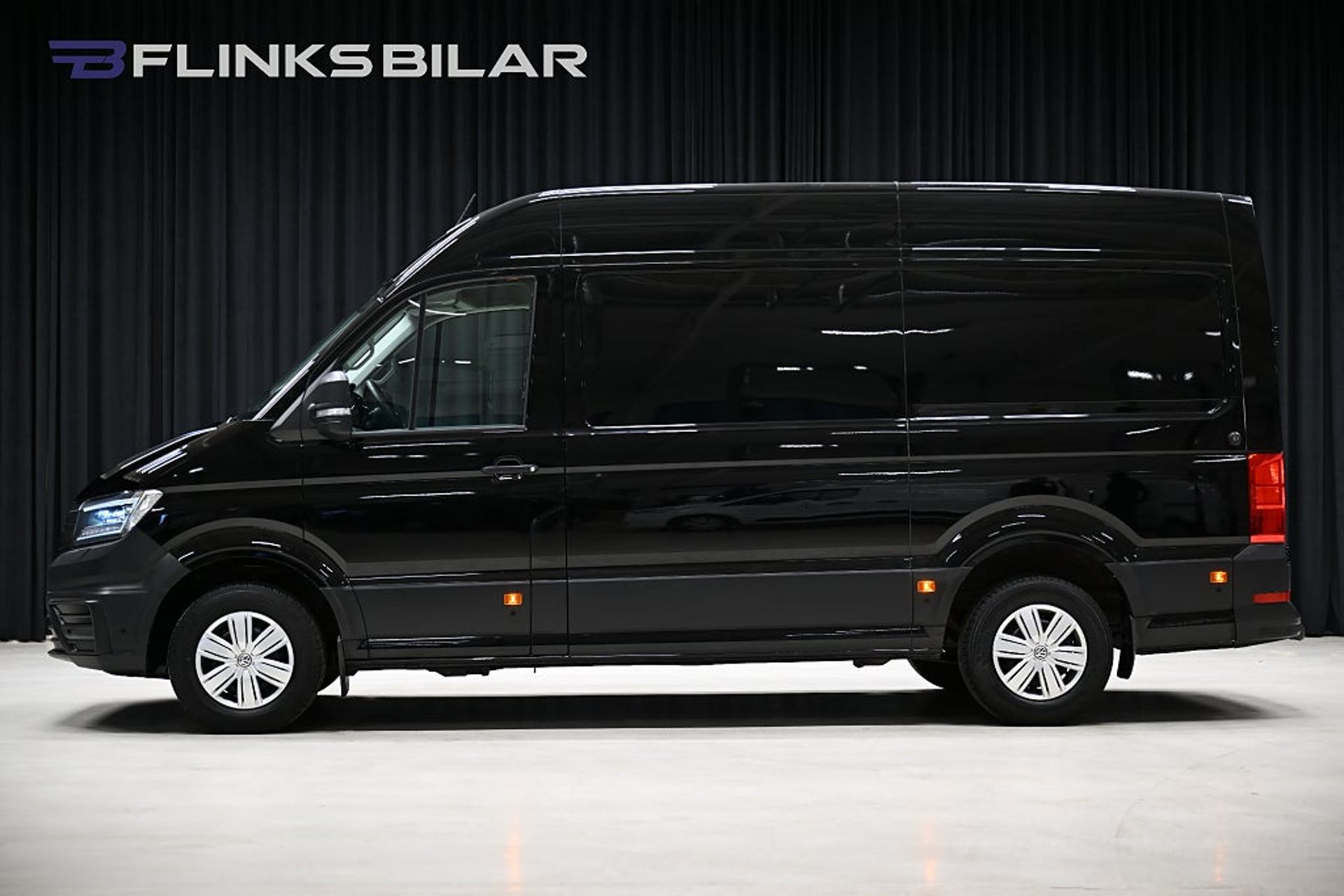 Volkswagen Crafter 177HK Automat 2021, bild 2/26