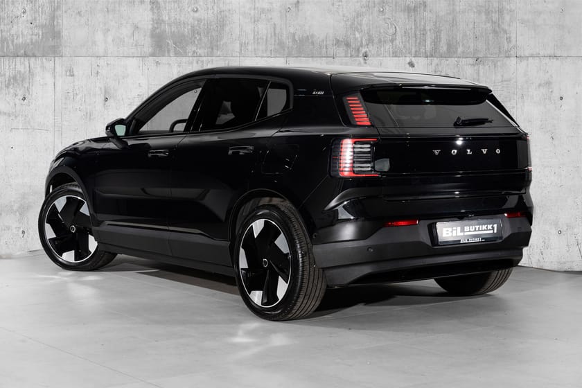 Bilde 2 av Volvo EX30 Twin Motor Performance AWD Ultra - 360' cam/H.feste/Ad. cr../Harman & Kardon