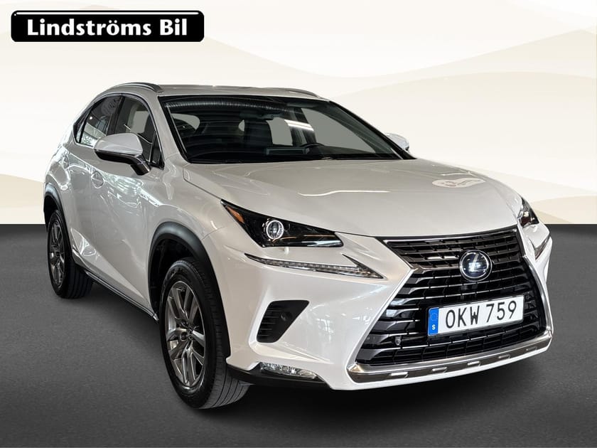 Bild 3 av Lexus NX 300h AWD Executive Sommar/Vinterhjul