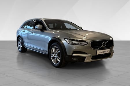Volvo V90 Cross Country Pro Bowers & Wilkins, hengerfeste ++