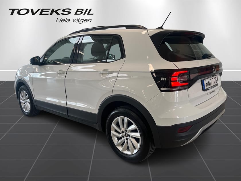 Bild 5 av Volkswagen T-Cross 1.0 TSI 95 HK MAN Backkamera