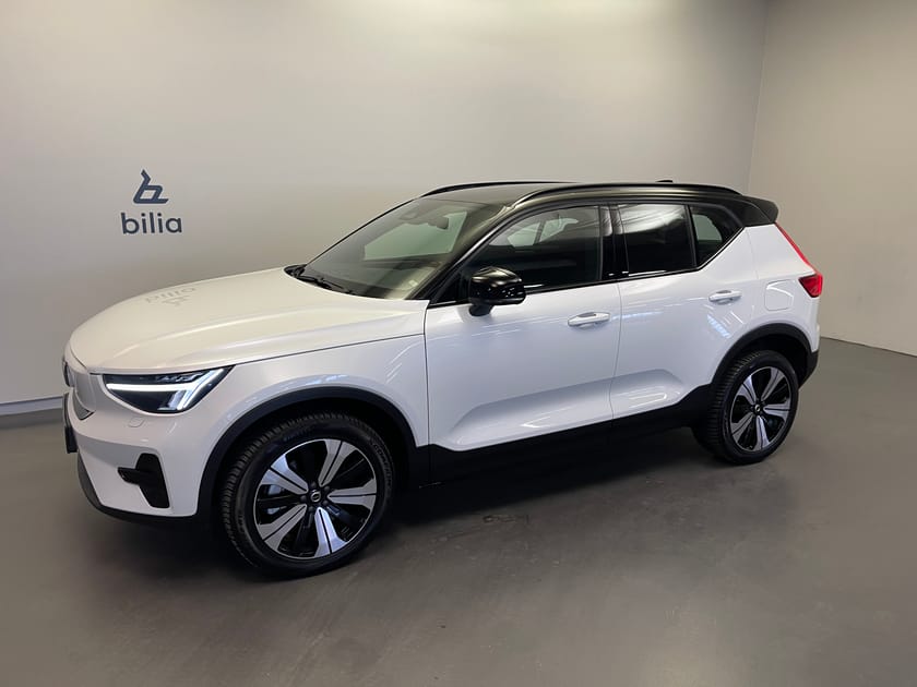 Bild 1 av Volvo XC40 Recharge Single Motor Core / Navigation / Backkamera / Metallic /