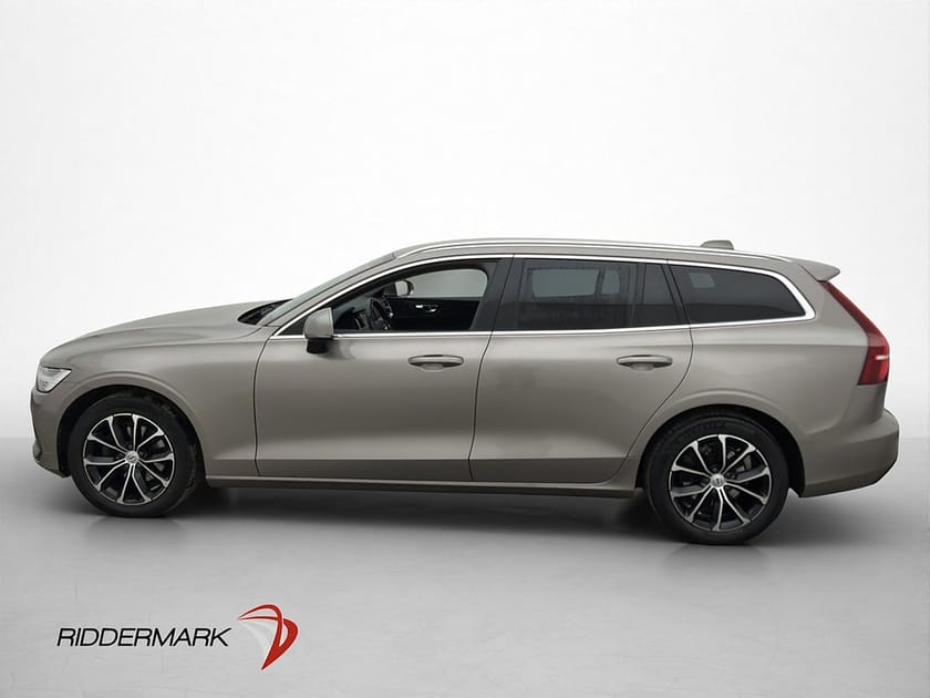 Bild 4 av Volvo V60 D4 AWD 190hk Momentum VOC D-Värmare B-Kamera Navi