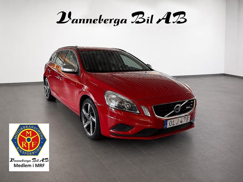 Bild 1 av Volvo V60 T4F R-Design Drag/Euro 5