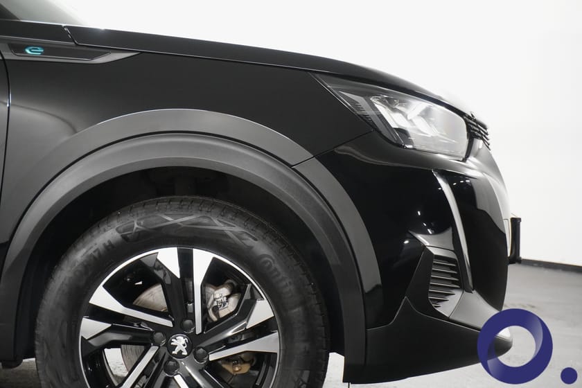 Bilde 2 av Peugeot e-2008 Allure 136 hk Adaptiv Cruisekontroll