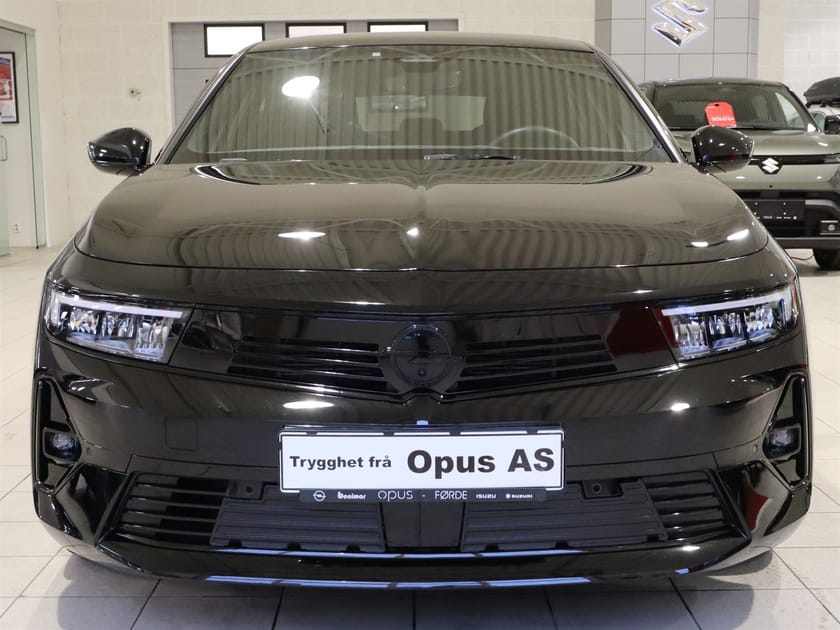 Bilde 2 av Opel Astra Plug-In Hybrid 180