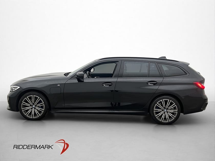Bild 2 av BMW 330e xDrive Touring 292hk M-Sport Kamera Dragkrok CarPlay