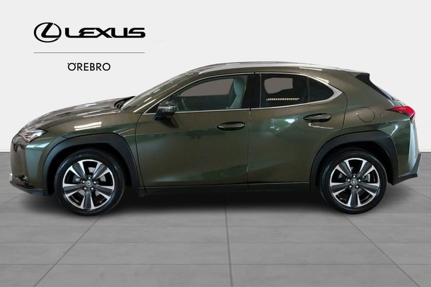 Bild 2 av Lexus UX 250h E-Four Premium AWD Teknikpaket inklusive vinterhjul